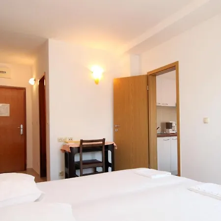 2682c Apartment Slano