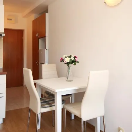 2682c Apartment *