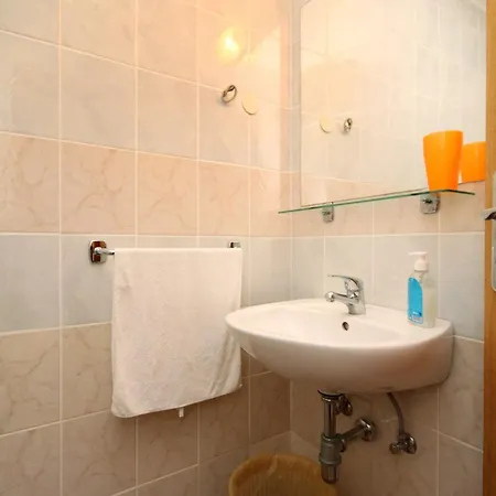 Apartment 2682c *
