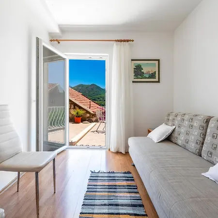 Apartment 2682c