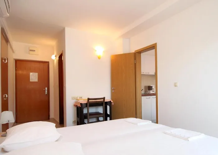 2682c アパート スラノ