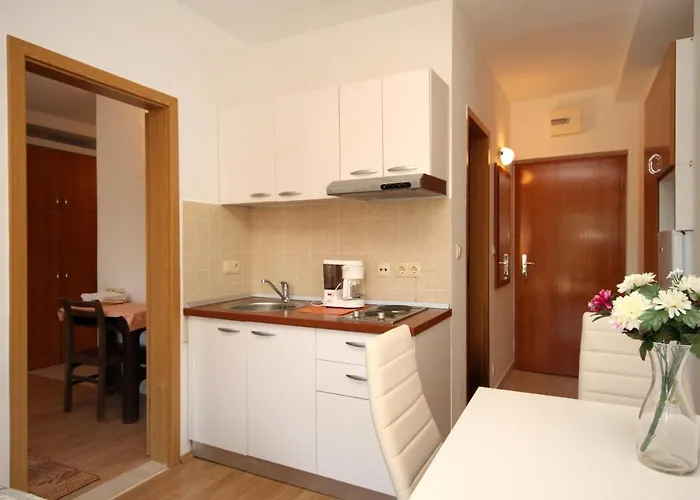 2682c アパート スラノ